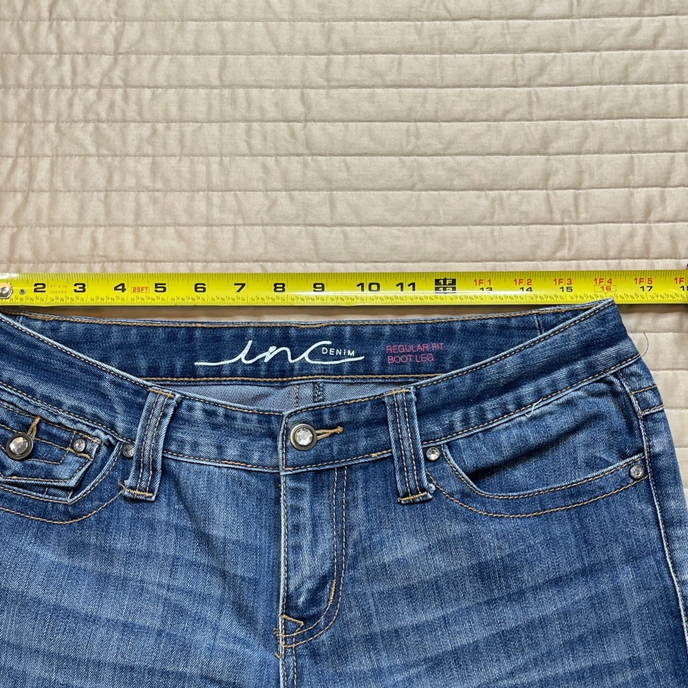 INC DENIM SIZE 10 Women's Blue REGULAR FIT BOOTLEG JEANS MARK ON BACK - Picture 6 of 10